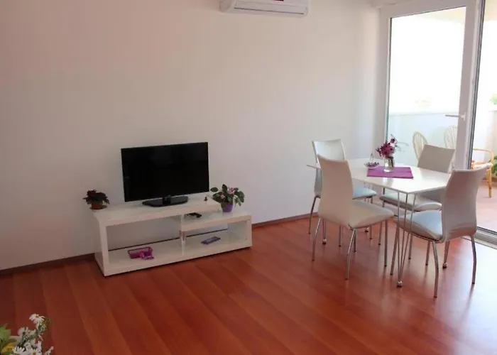 Ana - Cosy With Sea View Apartamento
