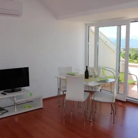 Ana - Cosy With Sea View