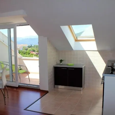 Ana - Cosy With Sea View